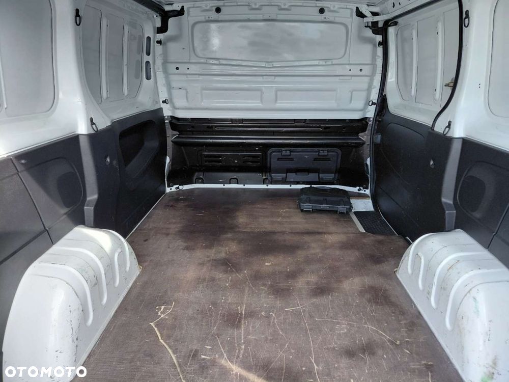 Renault TRAFIC - 9