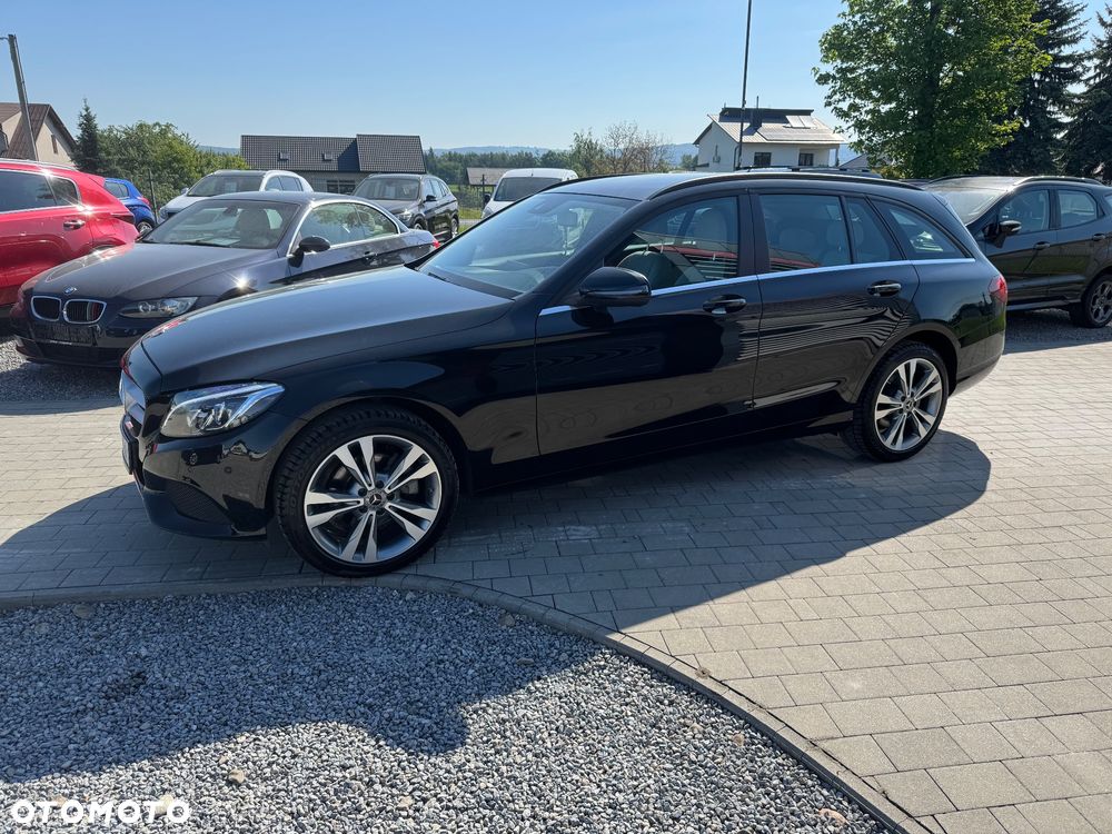 Mercedes-Benz Klasa C 220 d 4-Matic 9G-TRONIC - 11
