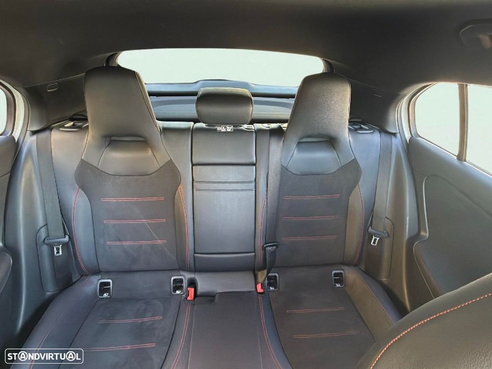 Mercedes-Benz A 200 - 13