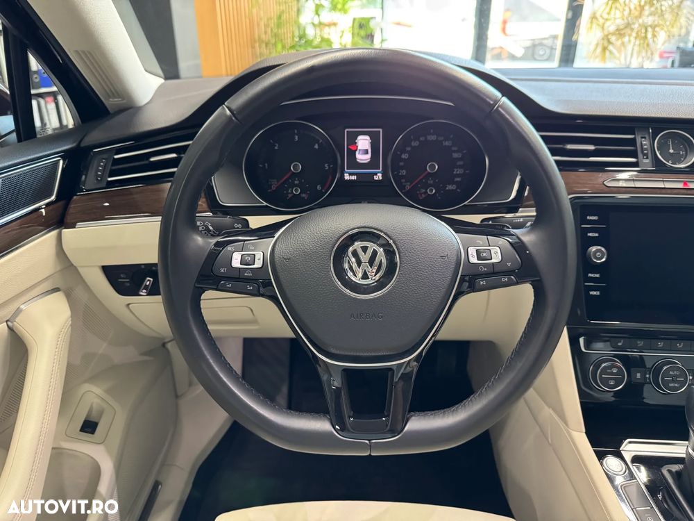 Volkswagen Passat 2.0 TDI (BlueMotion Technology) DSG Highline - 22