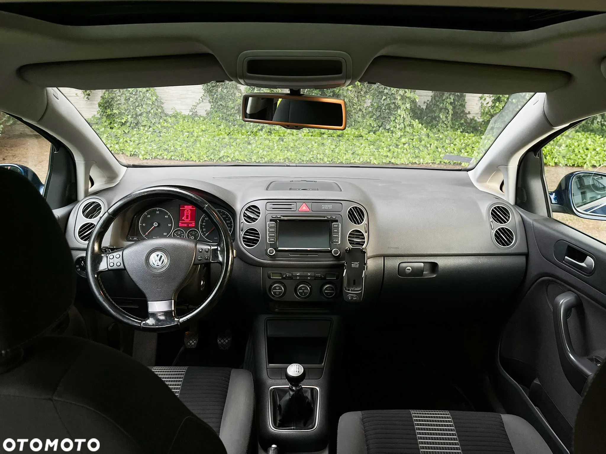 Volkswagen Golf Plus 2.0 TDI DPF United - 19
