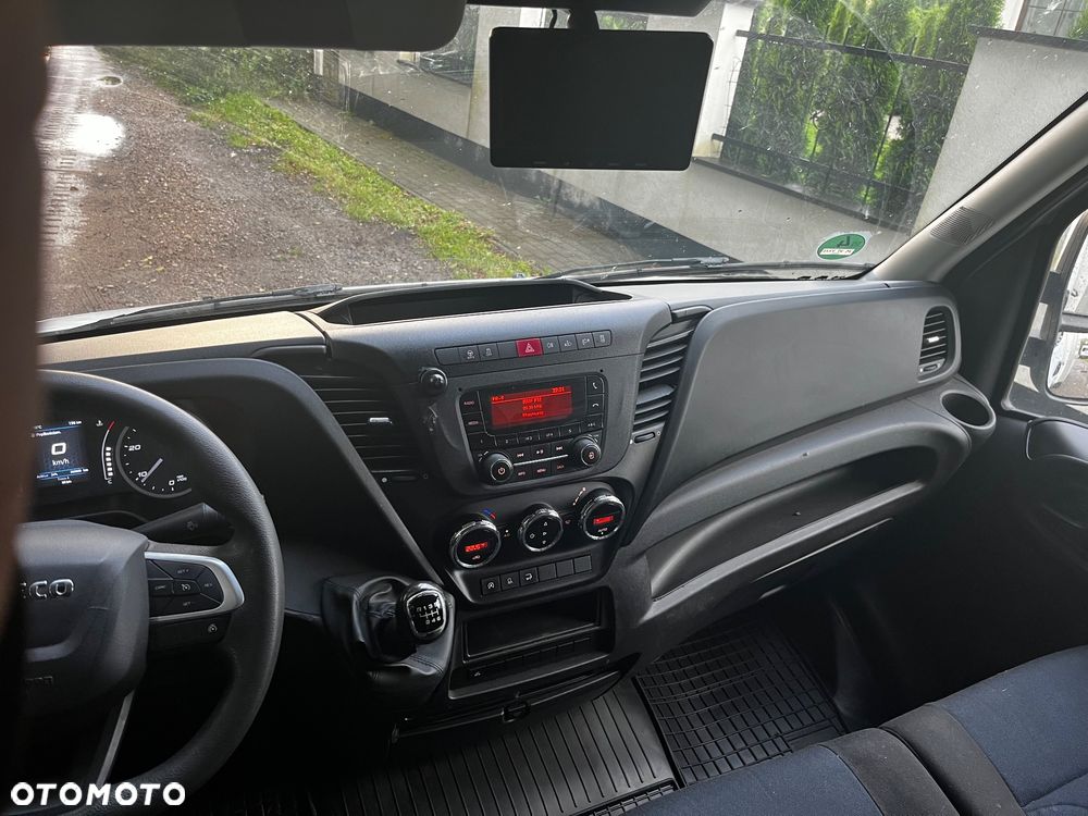 Iveco DAILY - 10
