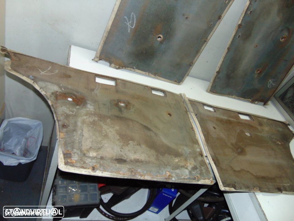 Mercedes W114 - quartelas das portas - 2