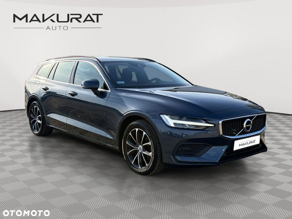Volvo V60 2022 photo 2