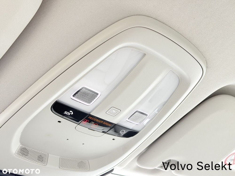 Volvo XC 60 - 32