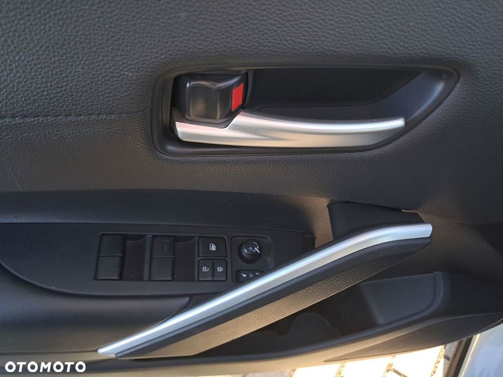 Toyota Corolla Cross 2.0 Hybrid Premiere Edition AWD - 11