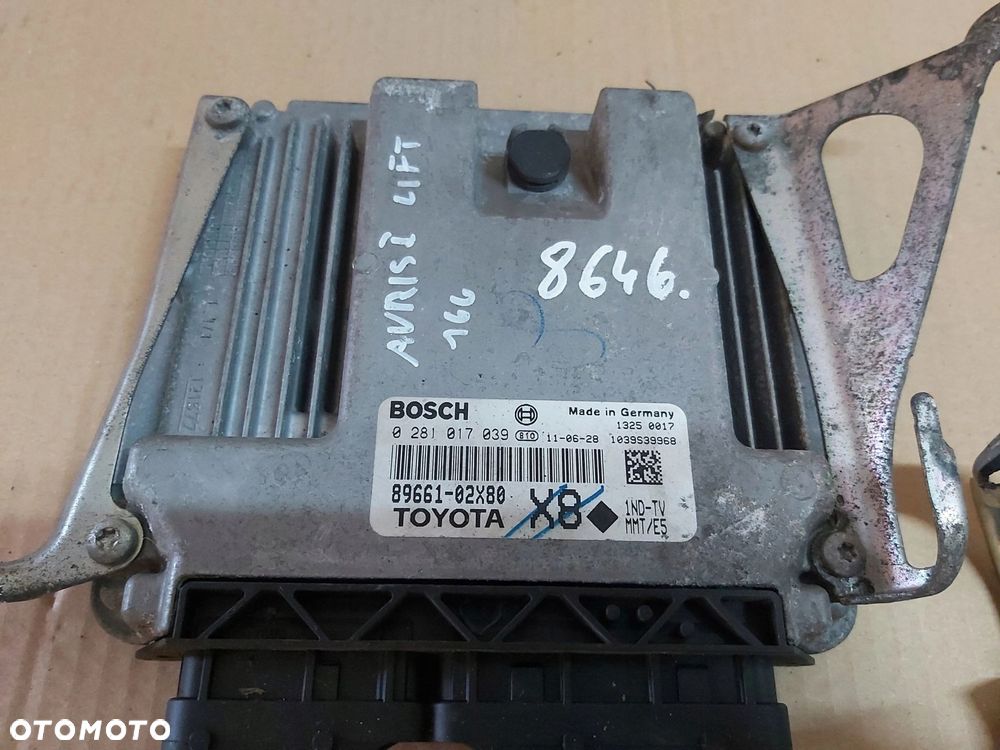 Toyota Auris I stacyjka kluczyk komputer zestaw odpalenia 1,4 D4D - 2