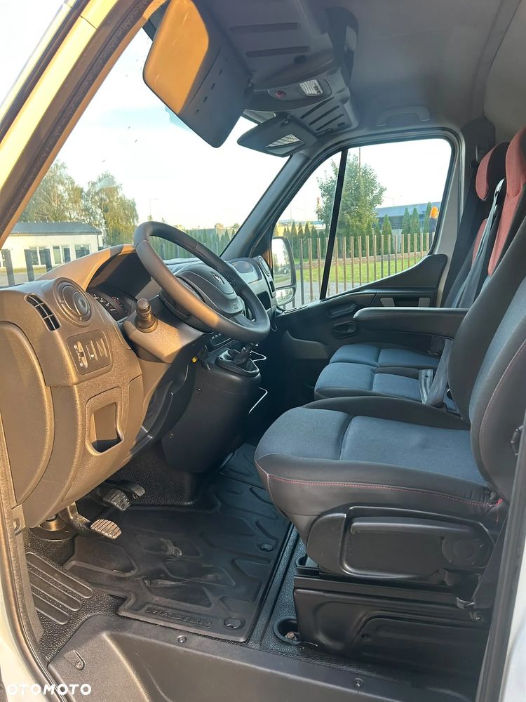 Renault Master - 24