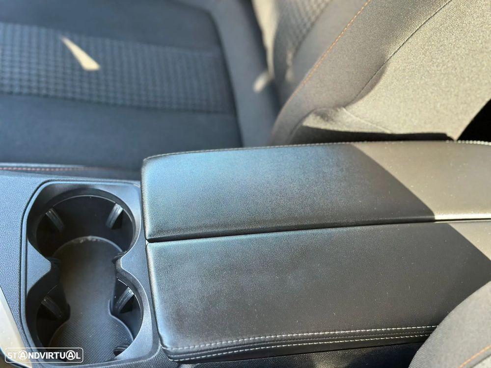 Peugeot 5008 BlueHDI 130 EAT8 Allure Pack - 35