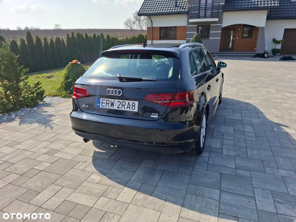 Audi A3 Sportback - 12