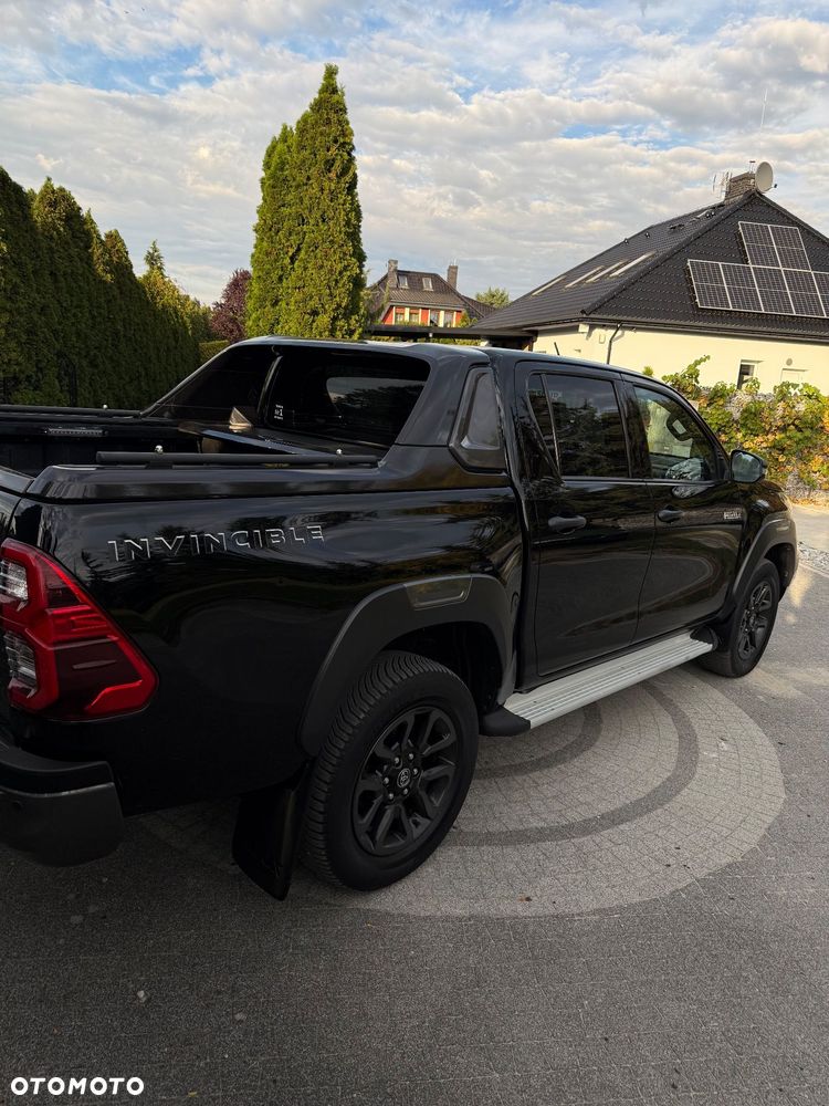 Toyota Hilux - 4