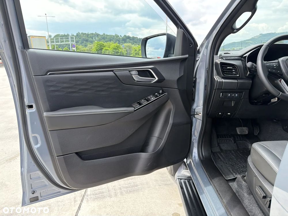 Isuzu D-Max 1.9 DC LSE - 11