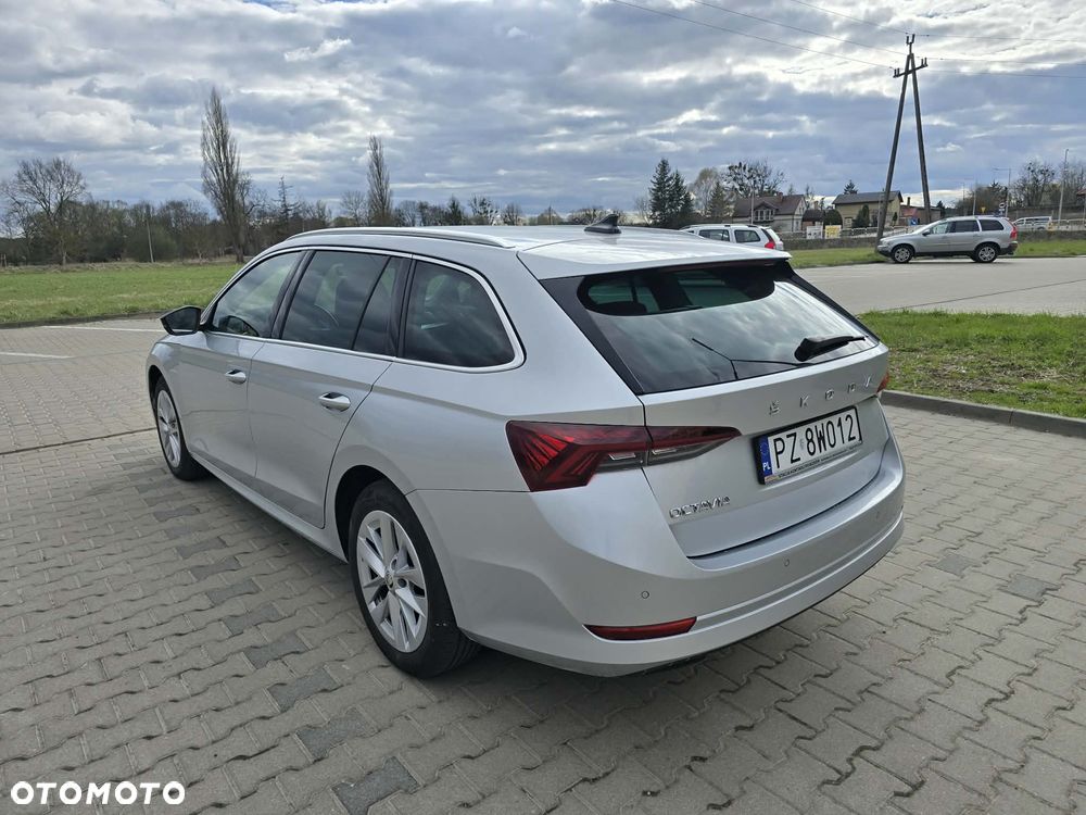 Skoda Octavia 2.0 TDI Style DSG - 15