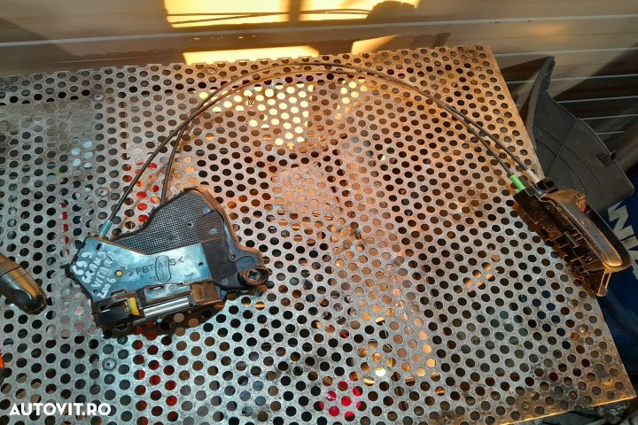 Broasca usa stanga Suzuki Grand Vitara 2 [2005 - 2008] Crossover 3-us - 1