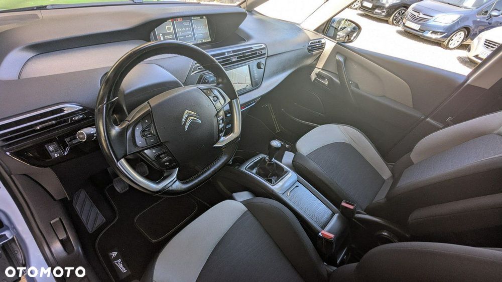 Citroën C4 Grand Picasso - 16