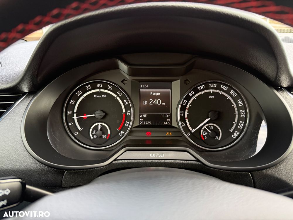 Skoda Octavia 2.0 TDI RS - 14