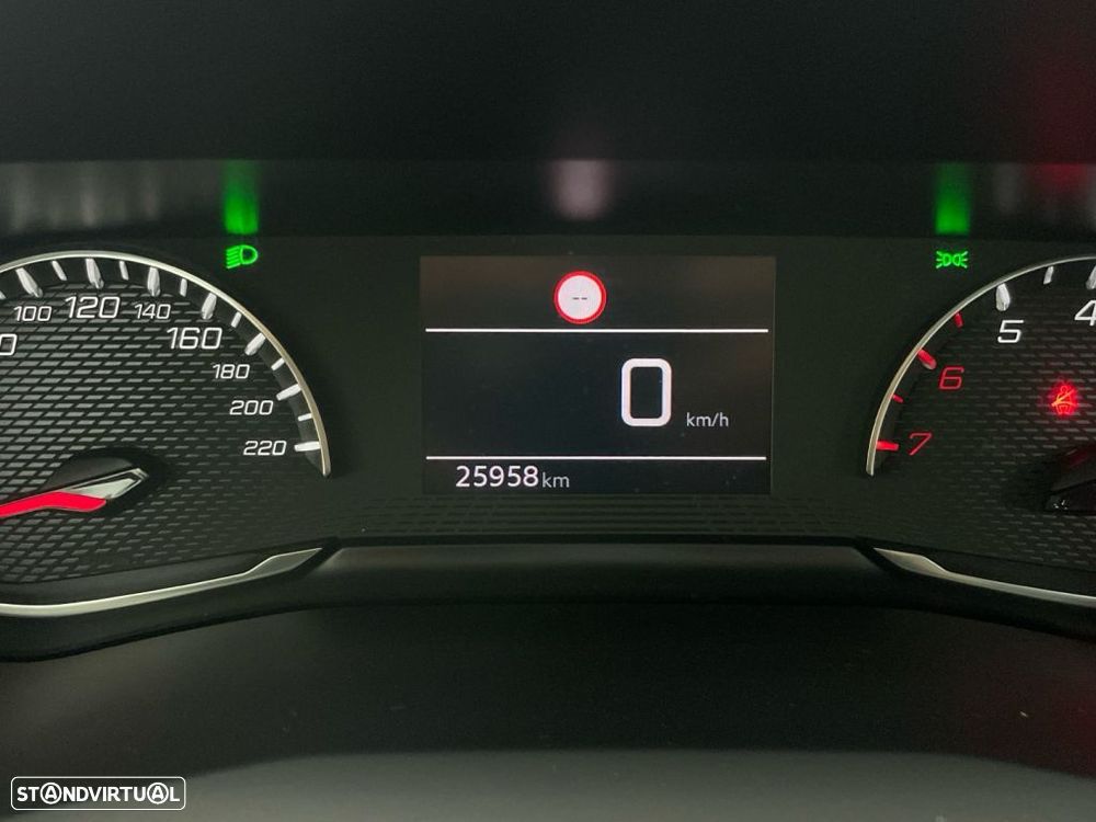 Peugeot 208 1.2 PureTech Active - 9