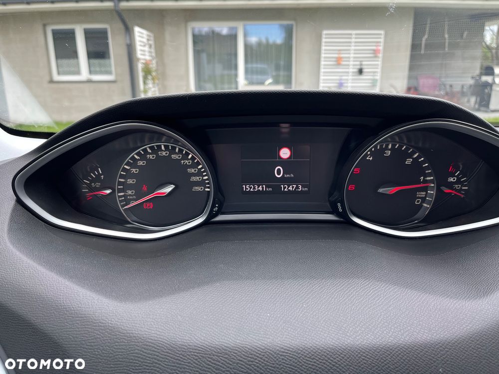 Peugeot 308 BlueHDi FAP 130 Stop & Start Allure Pack - 24