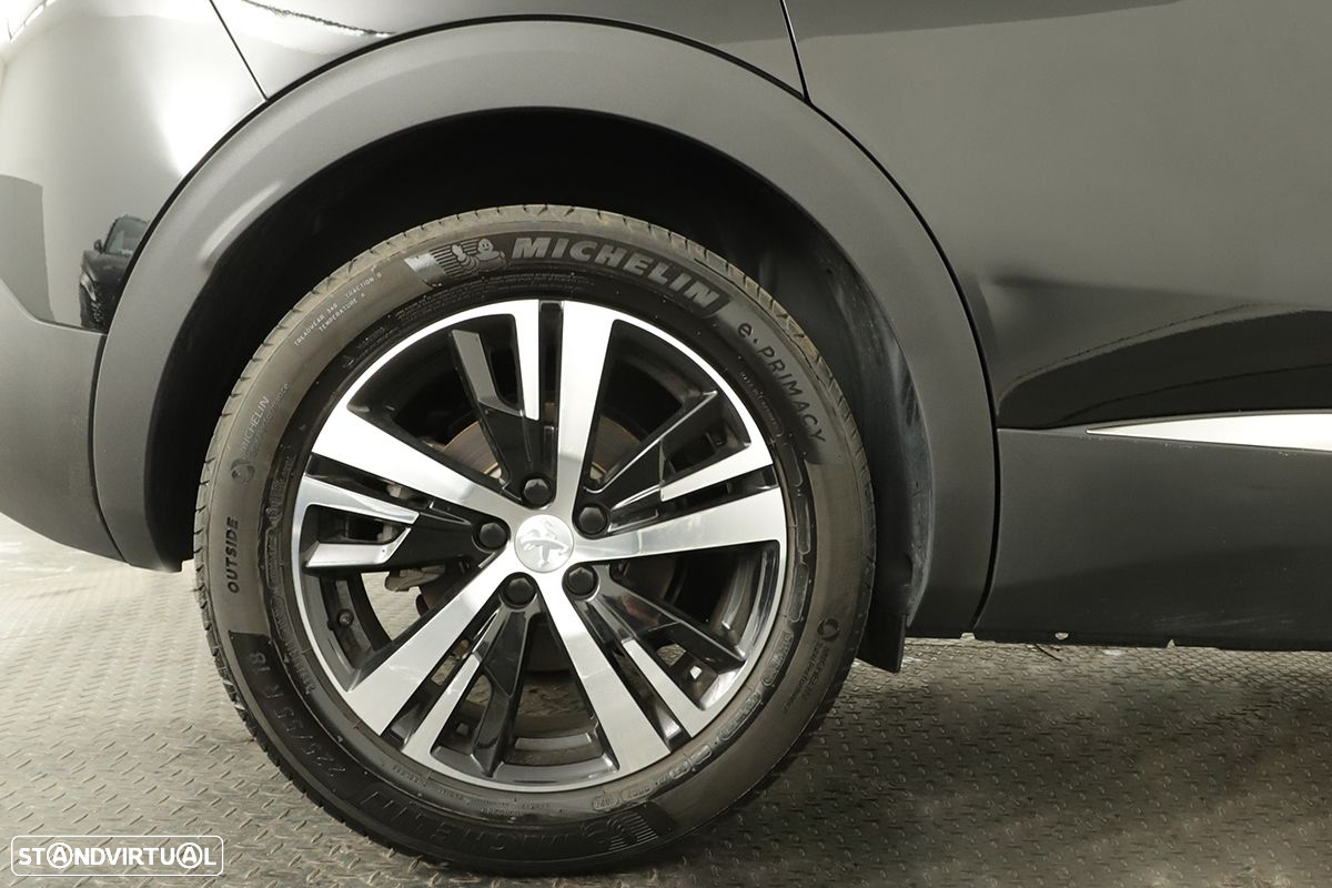 Peugeot 3008 1.2 PureTech GT EAT8 - 5
