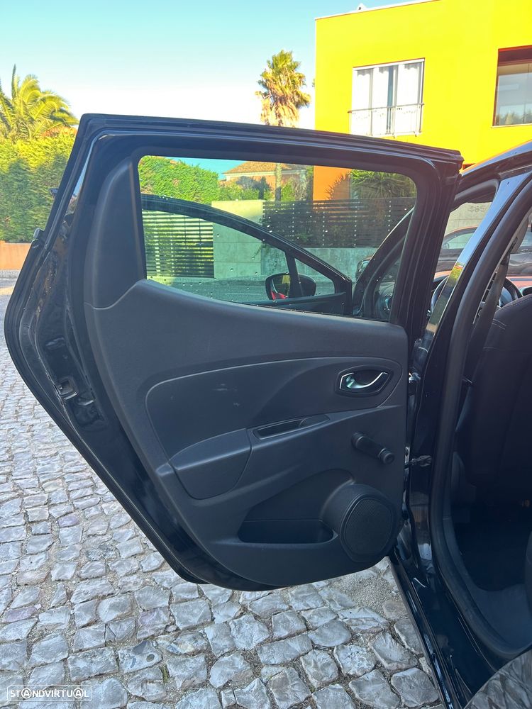 Renault Clio 1.5 dCi Limited EDition - 12