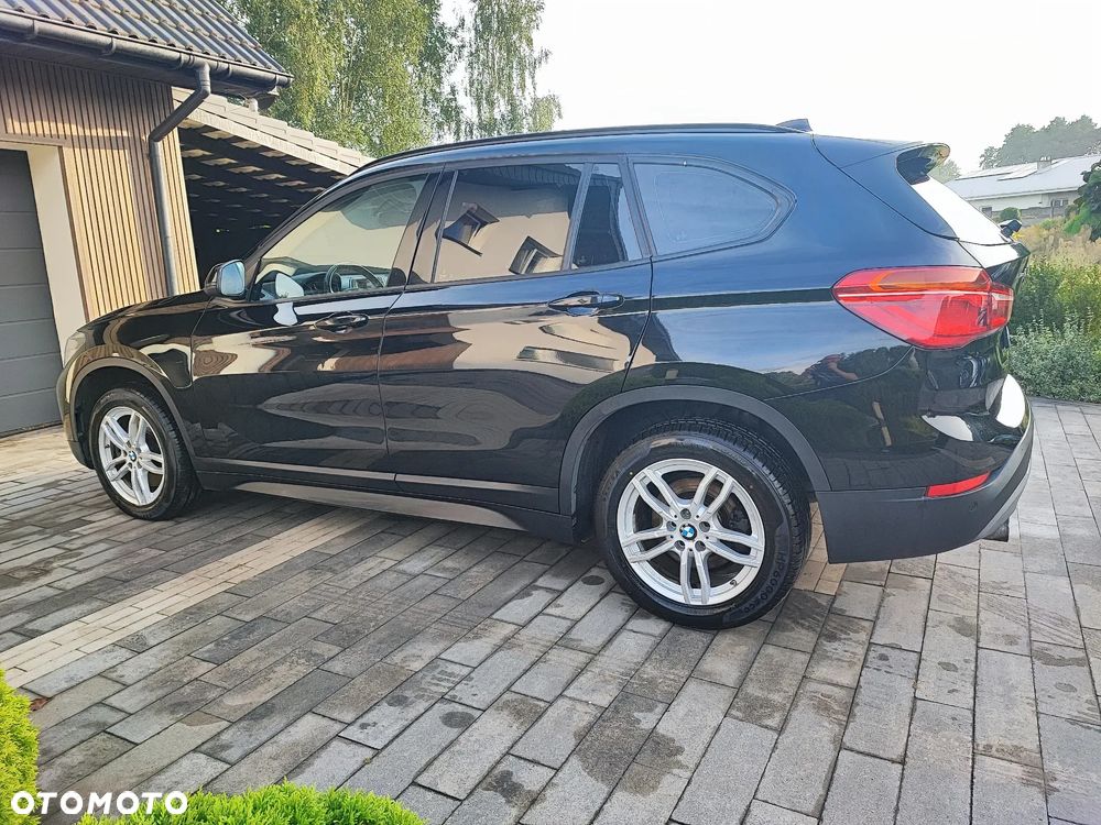 BMW X1 xDrive20d Sport Line - 4