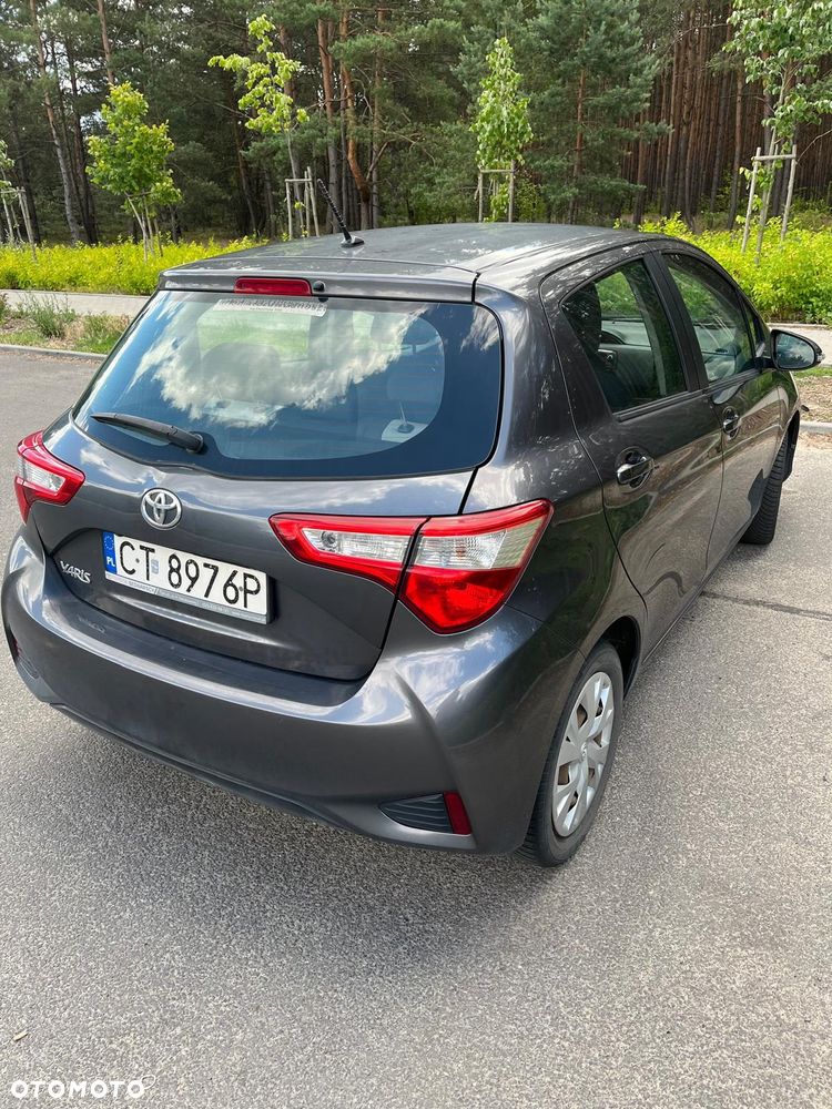 Toyota Yaris - 4