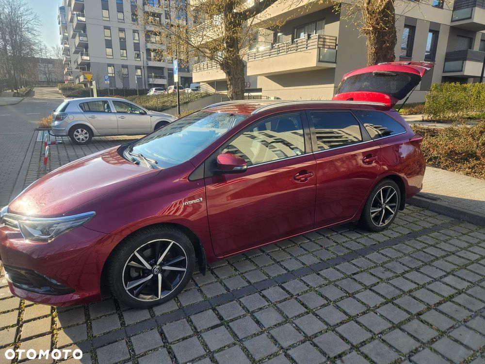 Toyota Auris Hybrid 135 Prestige - 6