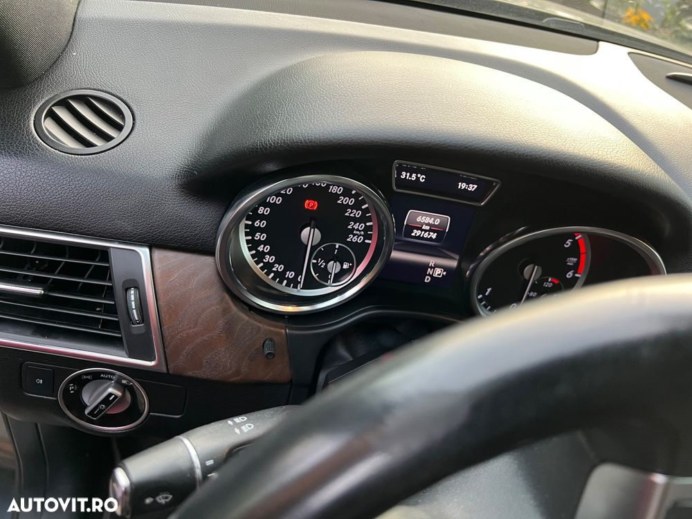 Mercedes-Benz ML 250 BlueTec 4MATIC Aut - 10