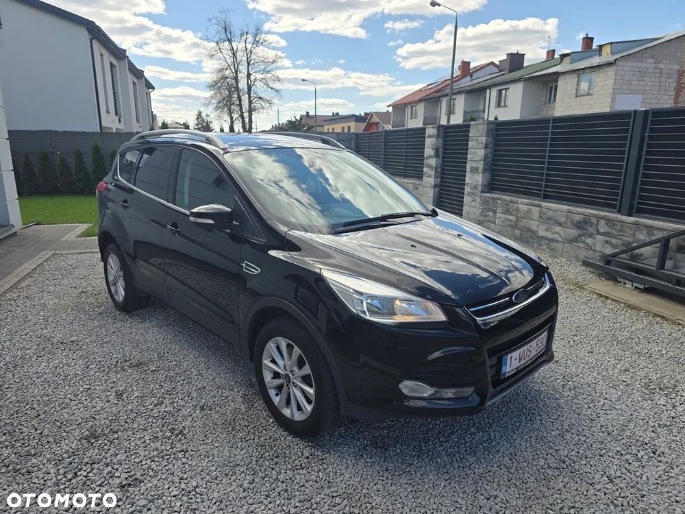 Ford Kuga 2.0 TDCi 2x4 Titanium - 3