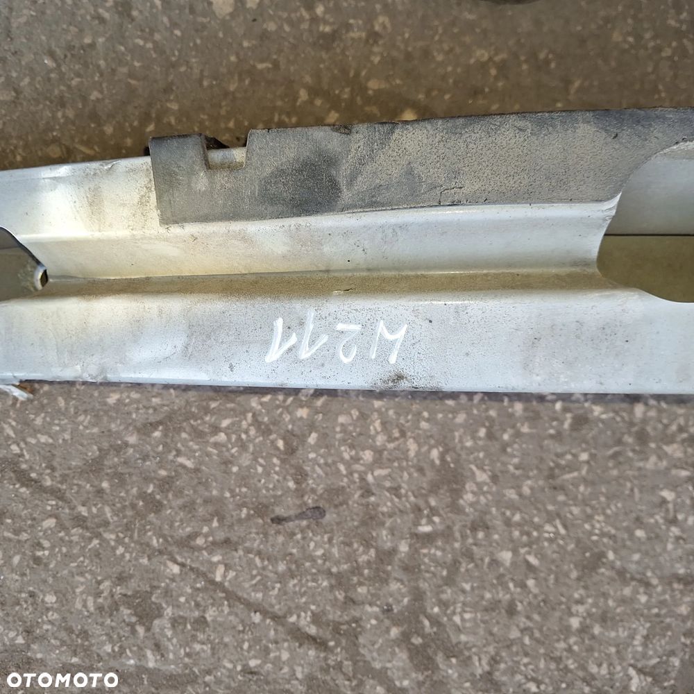 BELKA ZDERZAK PRZOD MERCEDES W211 - 5