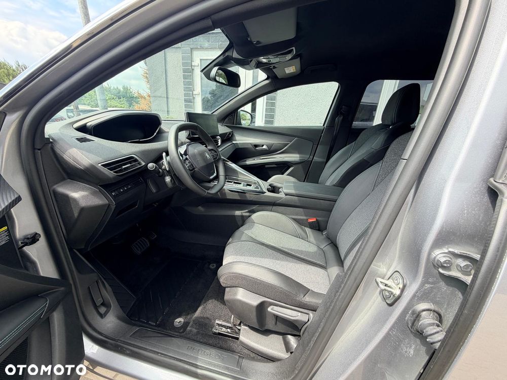 Peugeot 5008 - 10