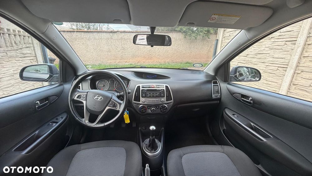 Hyundai i20 - 27