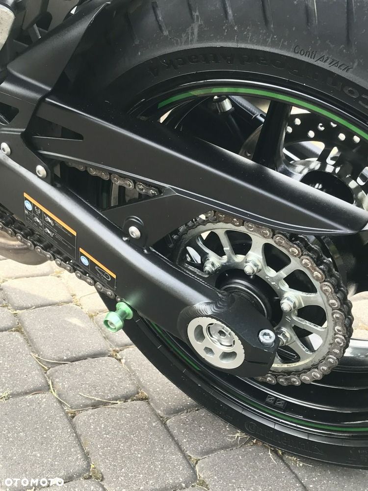 Kawasaki Ninja 1000 SX - 9