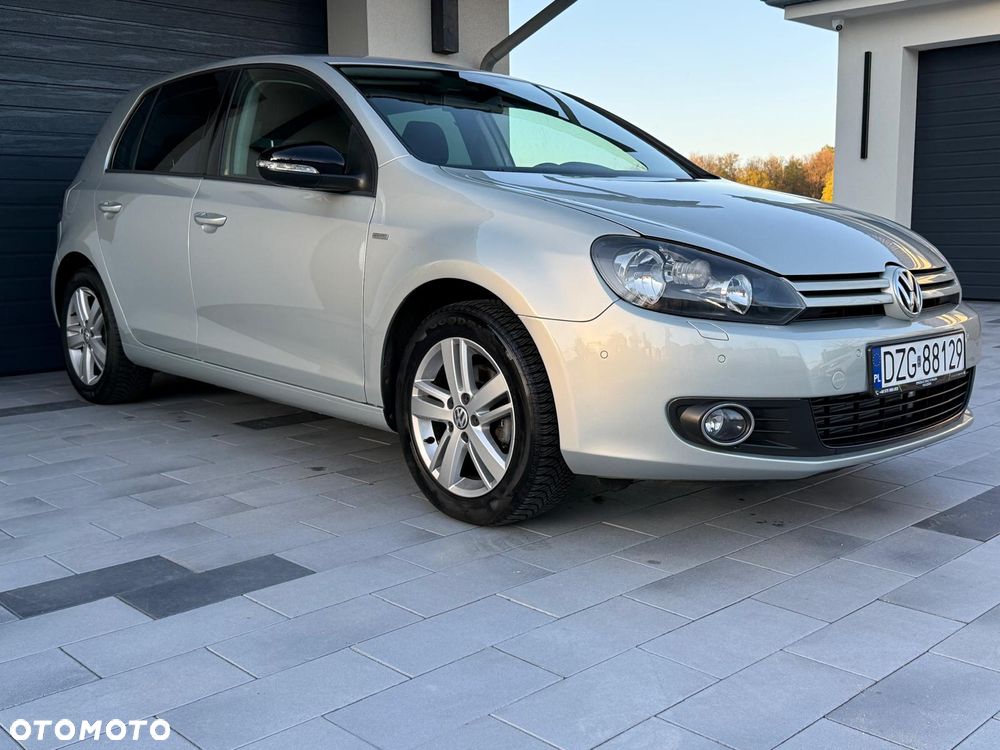 Volkswagen Golf - 2