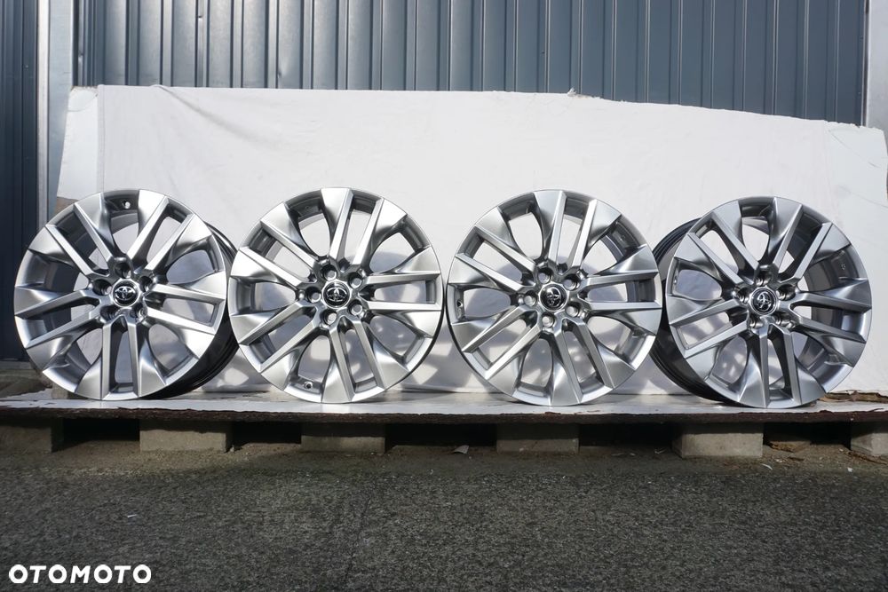 Toyota 5x114,3 19 7,5J et40 shadow chrome stan bdb - 3