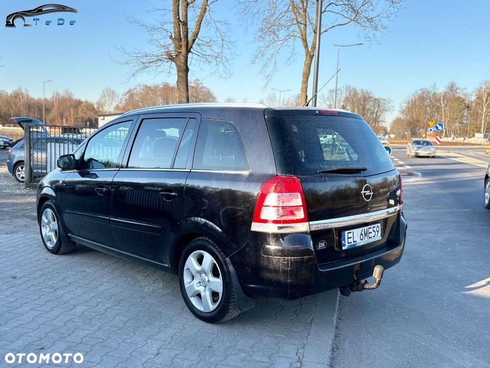Opel Zafira 1.8 Cosmo - 29