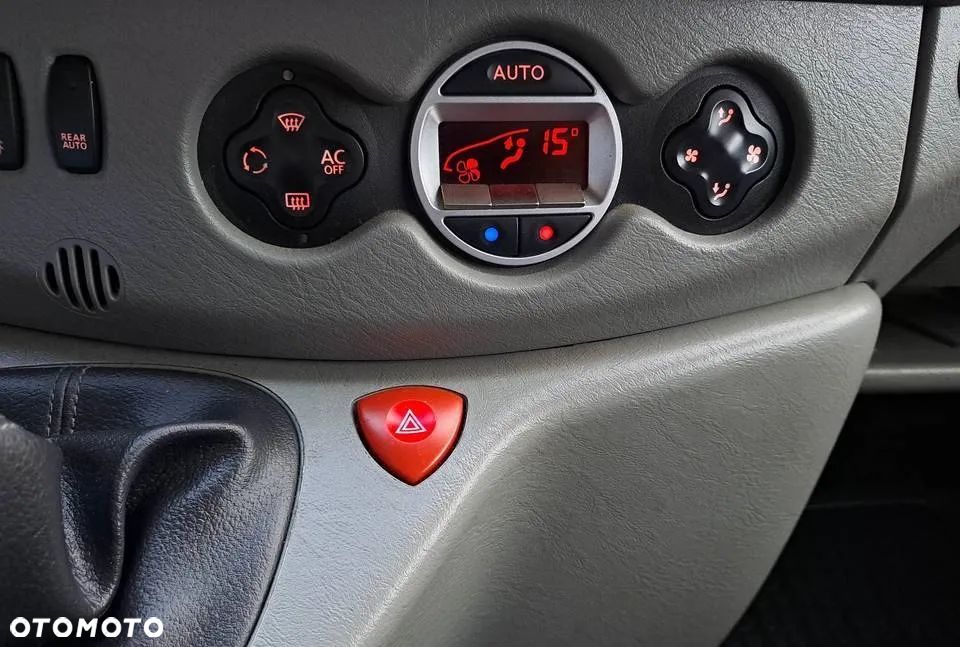 Renault Trafic - 6