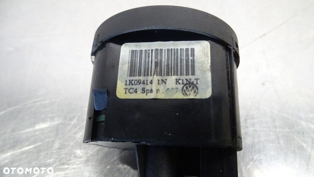 PRZEŁĄCZNIK ŚWIATEŁ VOLKSWAGEN TOURAN I 2.0