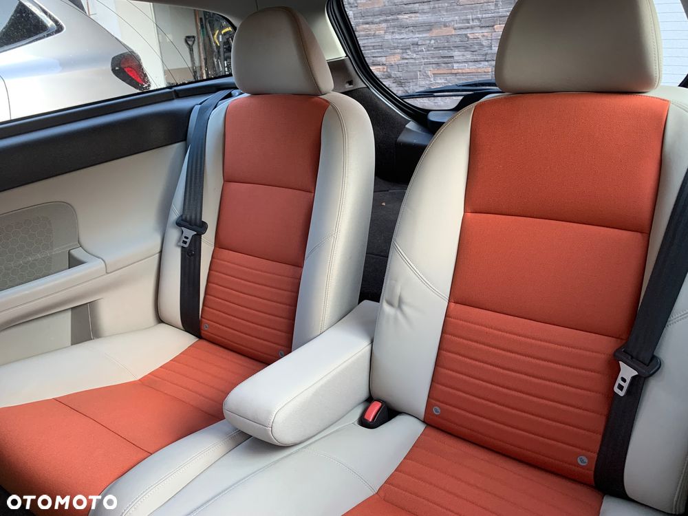 Volvo C30 D2 DRIVe Momentum - 10