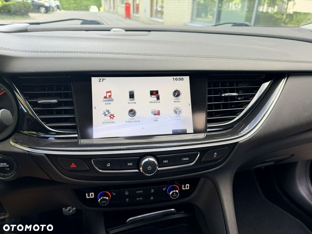Opel Insignia - 36