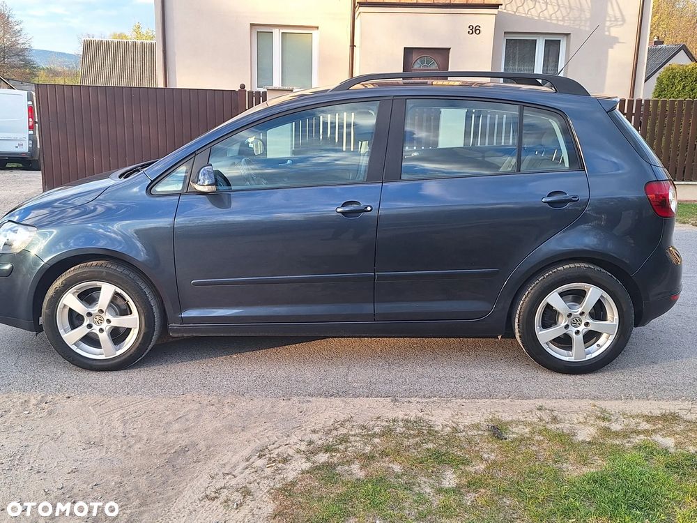 Volkswagen Golf Plus - 9