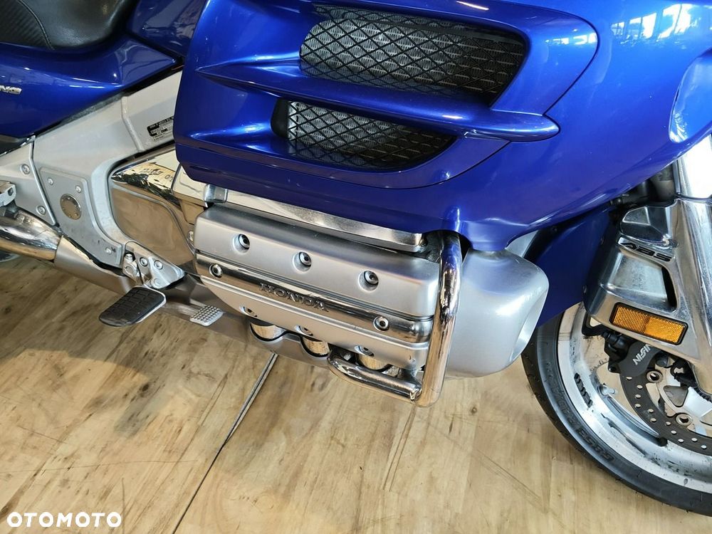 Honda GL - 6