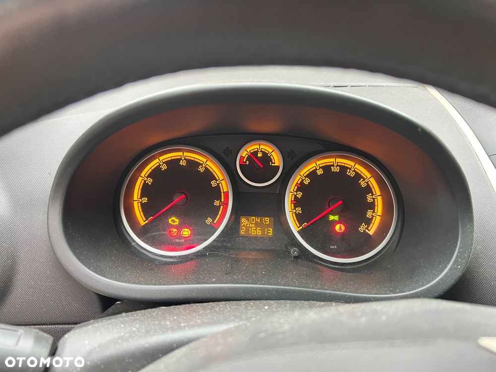 Opel Corsa 1.2 16V Cosmo - 10