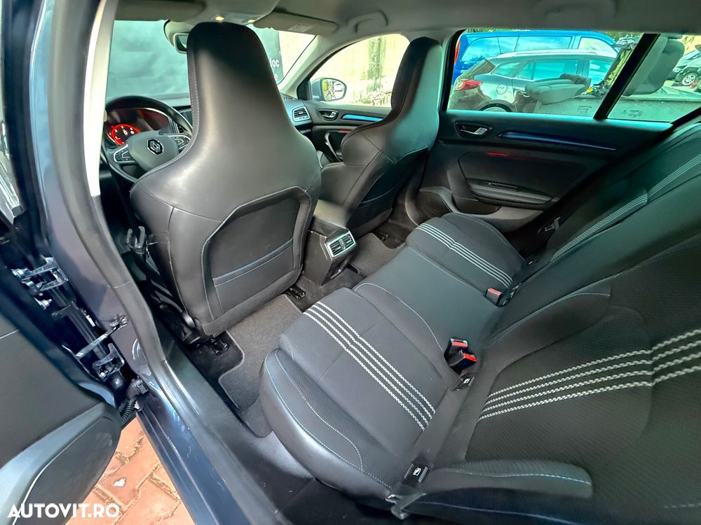Renault Megane - 8
