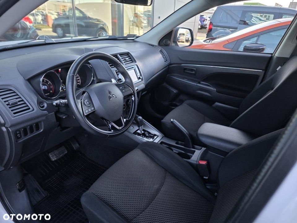 Mitsubishi ASX - 27
