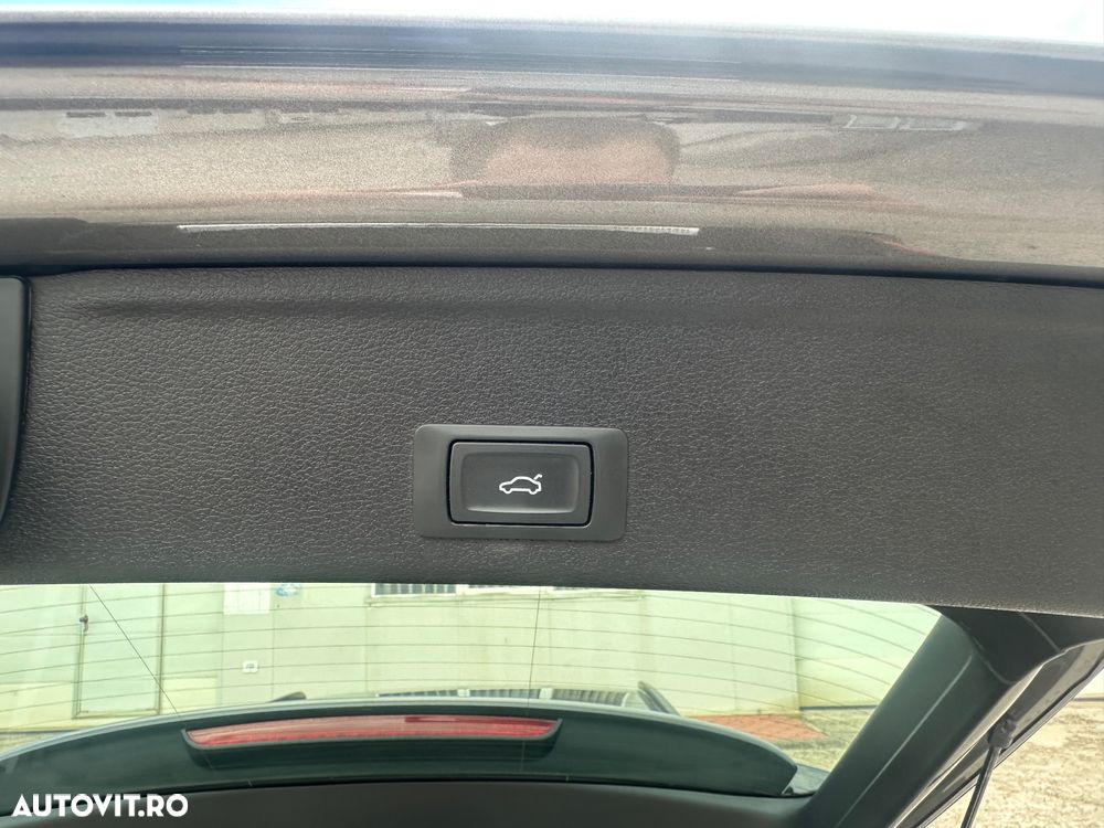 Audi A4 30 TDI S tronic - 28