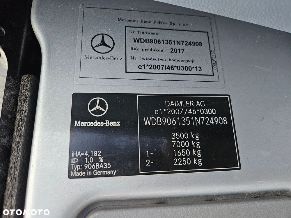 Mercedes-Benz Sprinter 319 CDI 7G-Tronic - 34