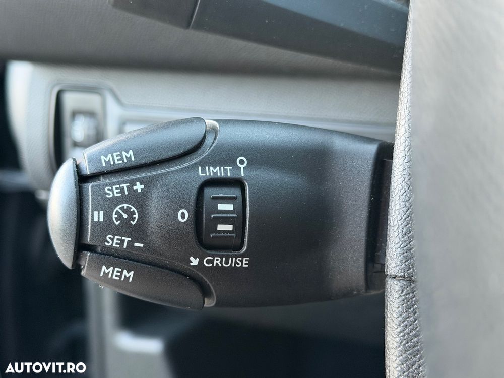 Peugeot 308 BlueHDi 130 Stop & Start Active Business-Paket - 7