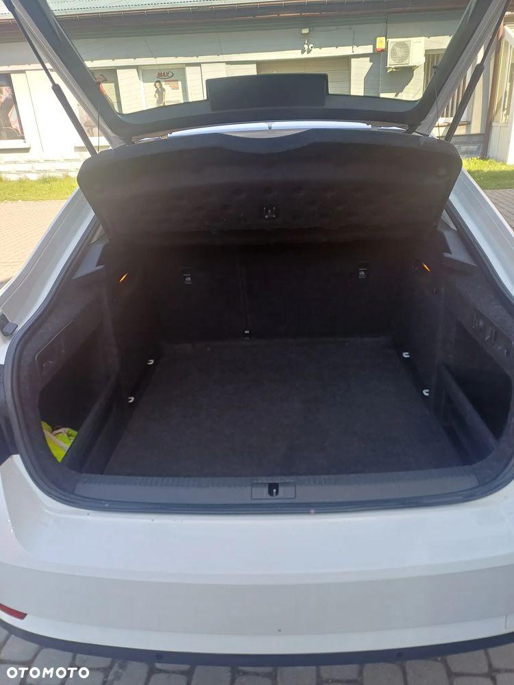 Skoda Superb 2.0 TDI Active - 10