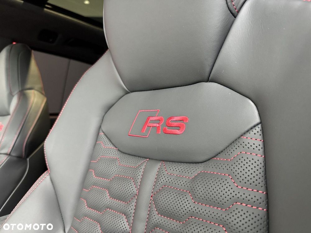 Audi RS Q8 - 27